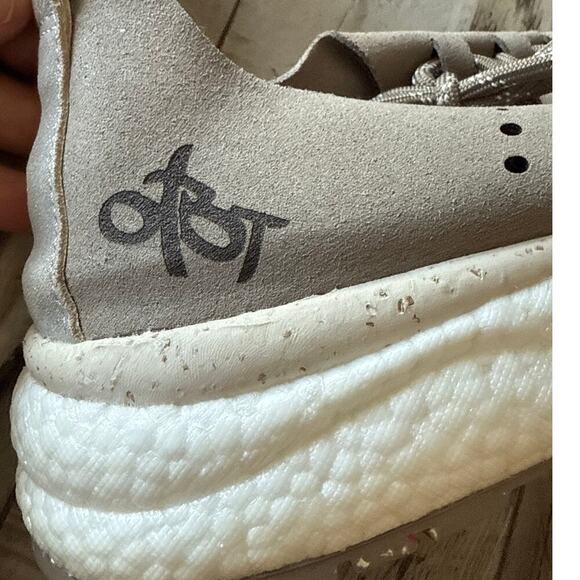 OTBT Womens Alstead Comfort Sneaker 6 Perforated Lug Rubber Outsole Gray Beige - Picture 8 of 8